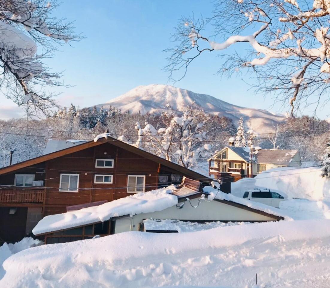 Yado Brodiaea Bed & Breakfast Myoko Eksteriør bilde
